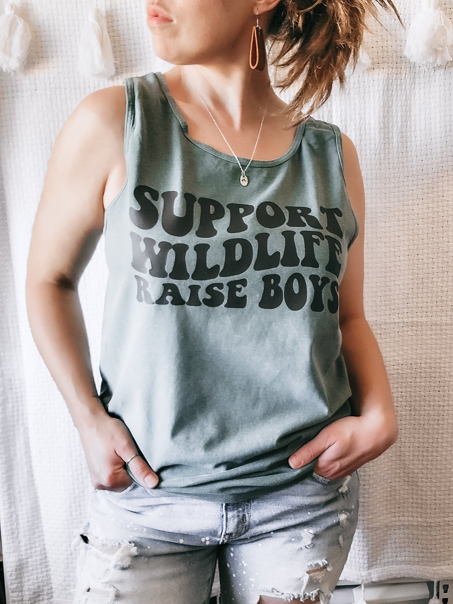 Support Wildlife - Raise Boys (tank green)